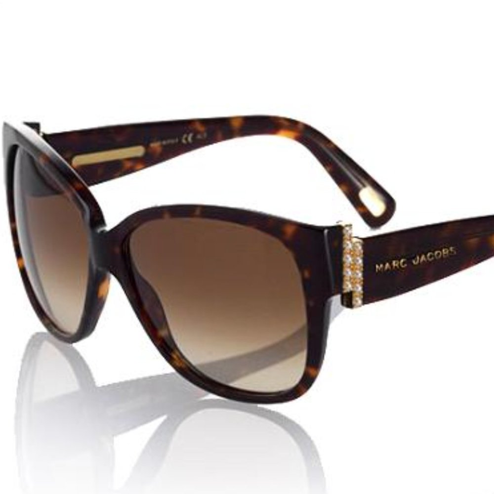 2010 Marc Jacobs Tortoise Shell Cat Eye Sunglasses with Pearl Accents